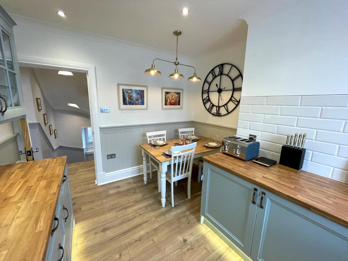 Pass The Keys Beautifully Presented 3Br Luxury Apartment Kirkcudbright Extérieur photo