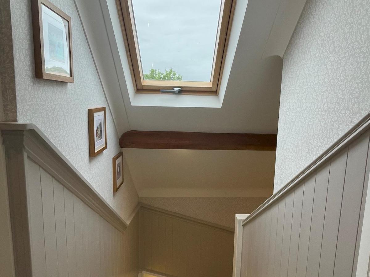 Pass The Keys Beautifully Presented 3Br Luxury Apartment Kirkcudbright Extérieur photo